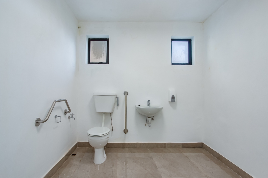 To Let Commercial Property for Rent in Wellington North Western Cape